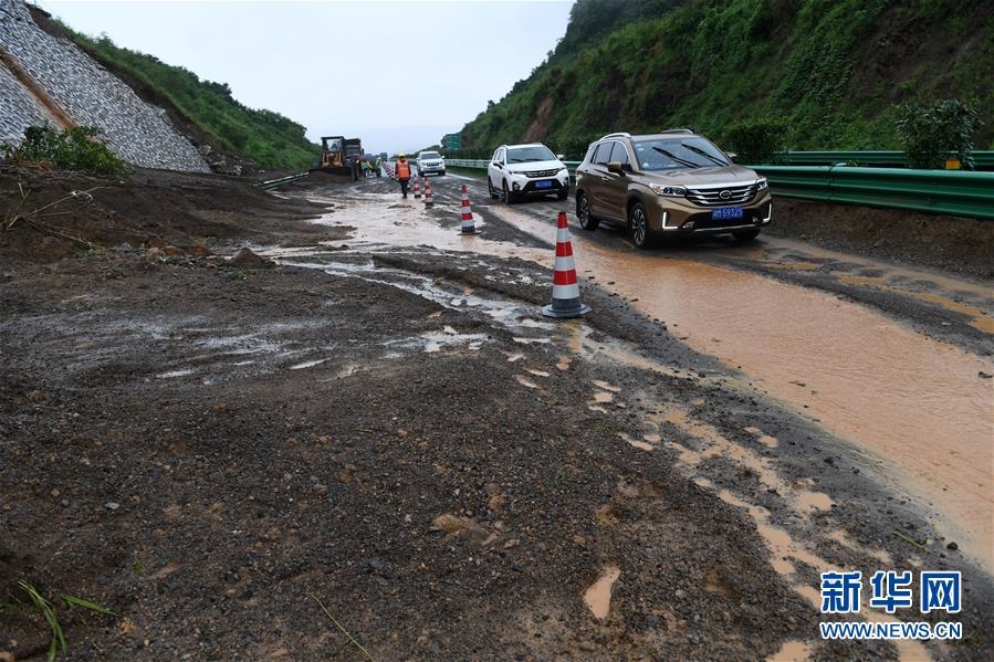 （环境）（5）持续强降雨造成广西超32万人受灾